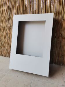 Beyaz Ahşap Boş Çiçeksiz Karşılama Panosu