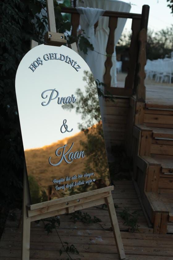 Düğün & Nişan & Özel Anlar Lüks Pleksi Aynalı Karşılama Panosu GOLD