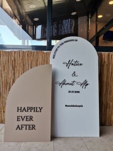 Düğün & Nişan Dekoratif Karşılama Ahşap 2li  120 cm Set ( Bej & Beyaz)