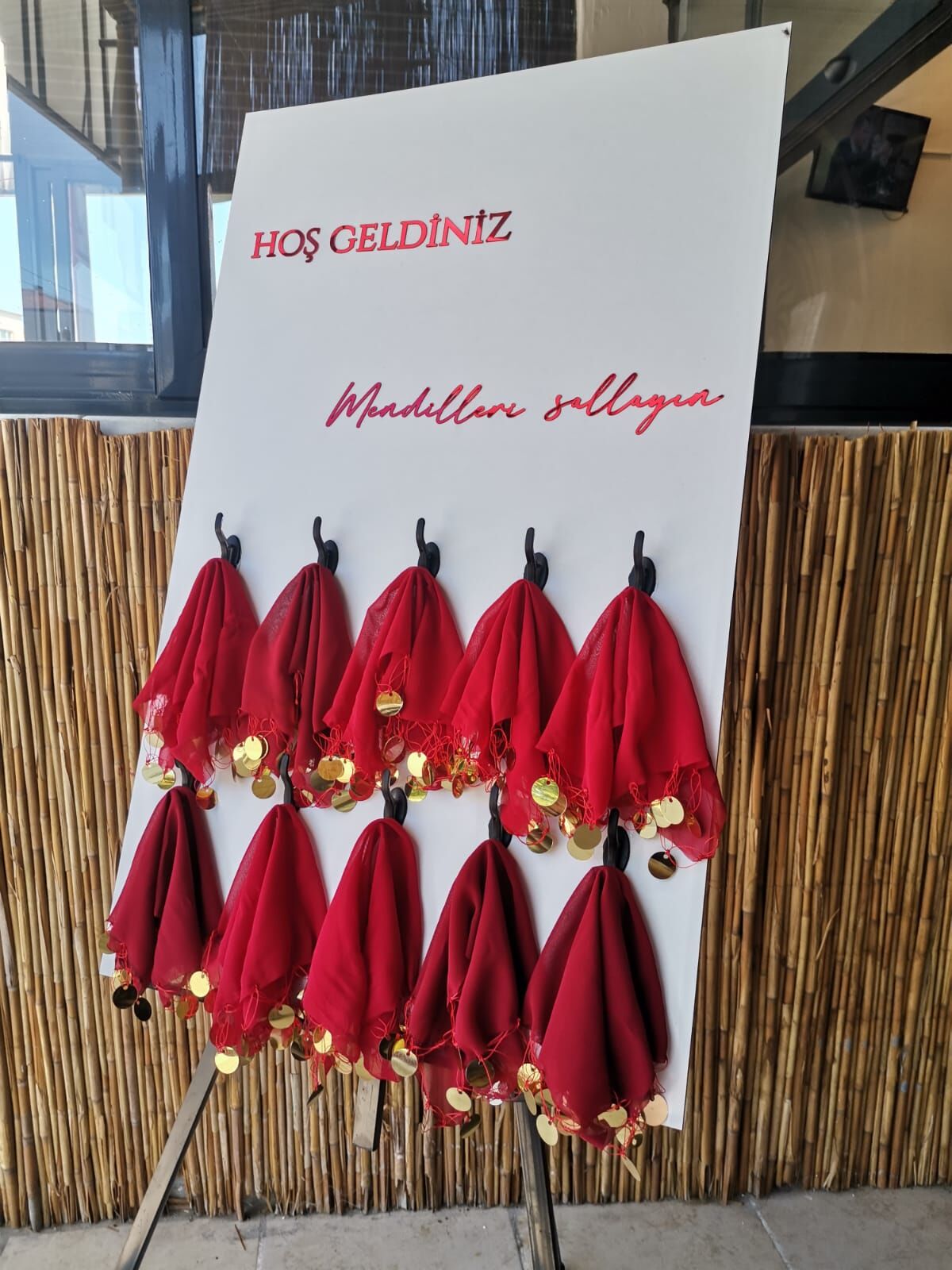 Düğün & Nişan & Kına Mendilli Karşılama Panosu (KIRMIZI)