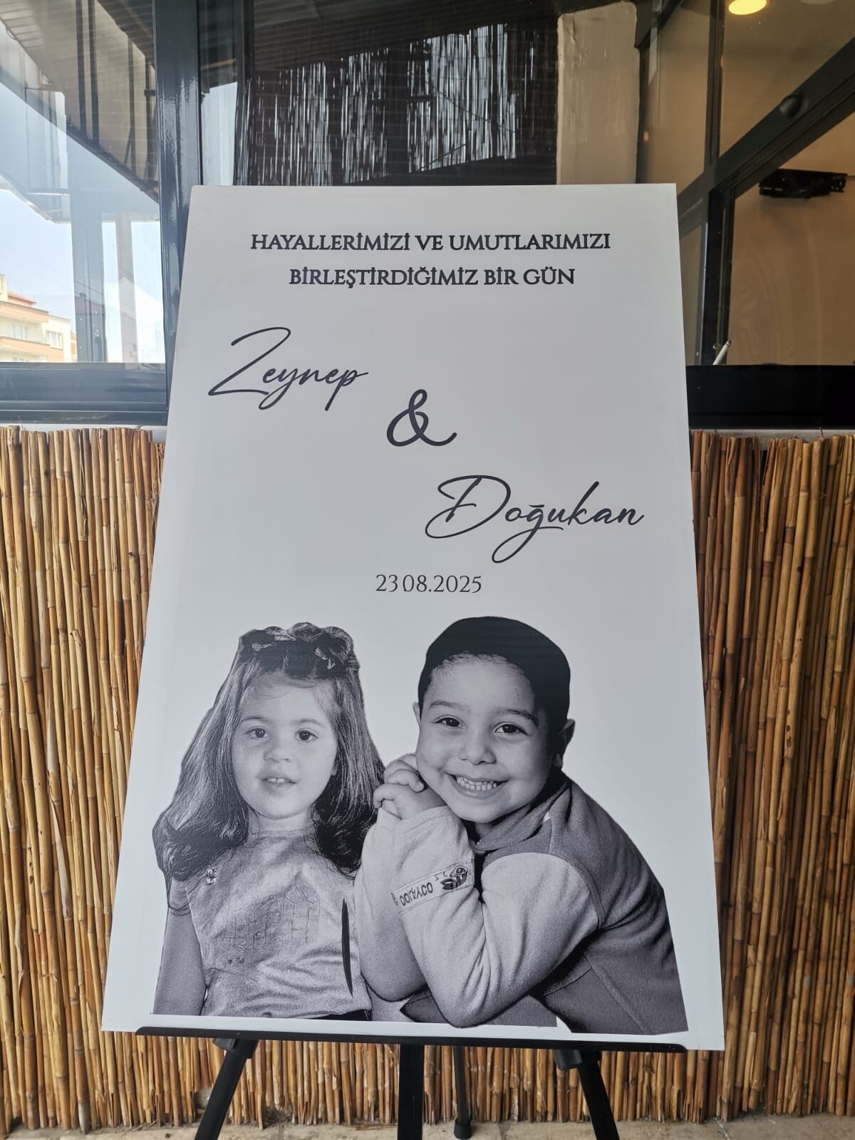 Düğün & Nişan & Davet Özel Tasarım Çoçukluk Resimli Anı Panosu